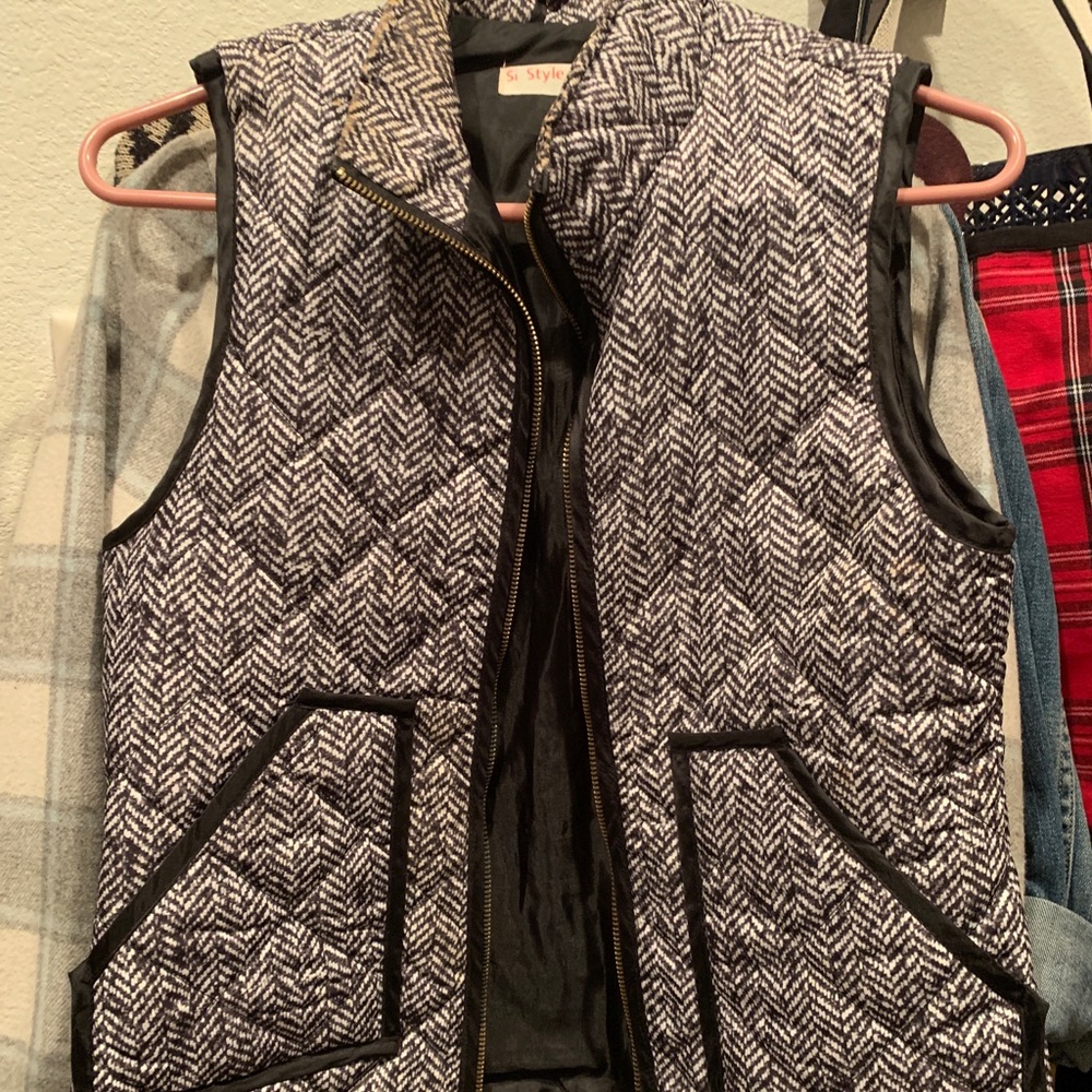 Vest - Picture 1 of 1